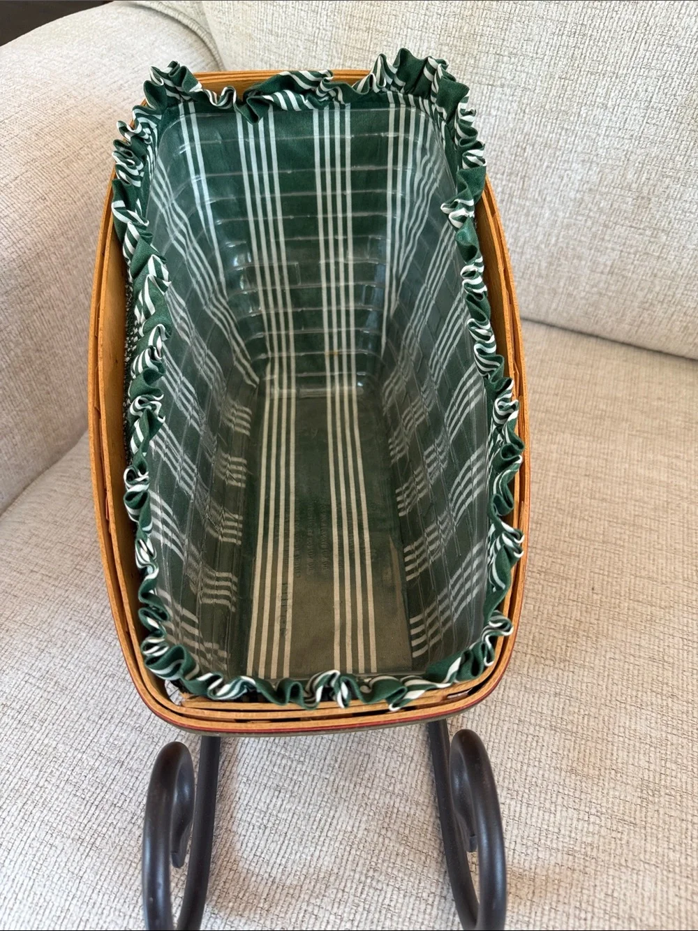 Longaberger Large Sleigh 1998 Basket with accessories